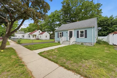 154 Russell Street, Springfield, MA 01104 - Photo 1