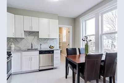 4 Leicester St #4-4, Boston, MA 02135 - Photo 3