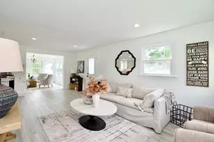 464 Poole St, Ludlow, MA 01056 - Photo 3