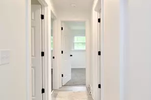 464 Poole St, Ludlow, MA 01056 - Photo 29