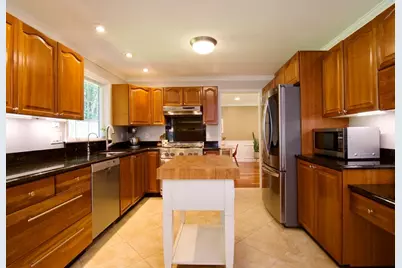 83 Pineridge Dr, Westfield, MA 01085 - Photo 15