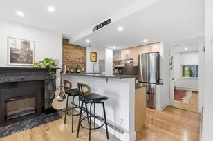 4 Derne St, Boston, MA 02114 - Photo 11