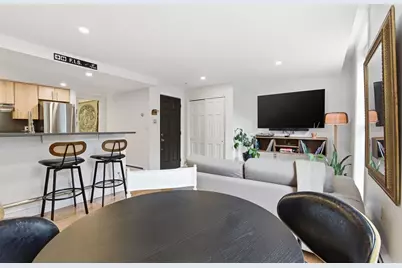 4 Derne St #2, Boston, MA 02114 - Photo 7