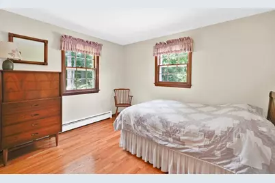 13 Pleasant View Rd, Wilbraham, MA 01095 - Photo 27