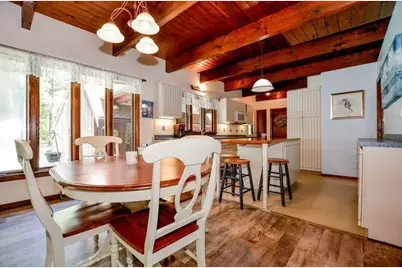 47 Walnut Plain Rd, Rochester, MA 02770 - Photo 9