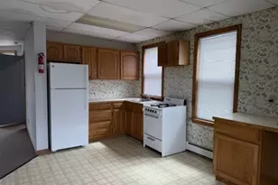 19 Lexington, Fall River, MA 02723 - Photo 3