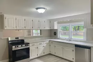 99 Homestead Cir, Hamilton, MA 01982 - Photo 7