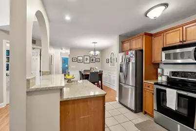 400 Brookside Dr #E, Andover, MA 01810 - Photo 7