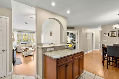 400 Brookside Dr #E, Andover, MA 01810 - Photo 9