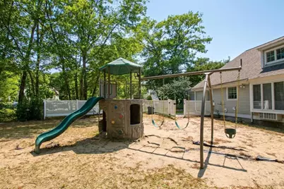 400 Brookside Dr #E, Andover, MA 01810 - Photo 41