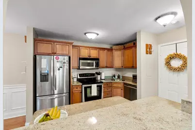 400 Brookside Dr #E, Andover, MA 01810 - Photo 5