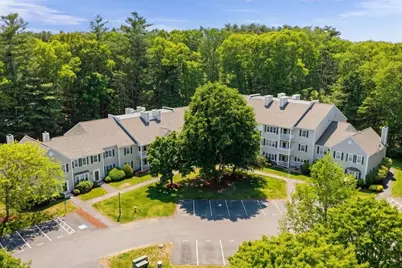 400 Brookside Dr #E, Andover, MA 01810 - Photo 3