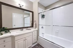 47 Tilden Commons Dr, Quincy, MA 02171 - Photo 15