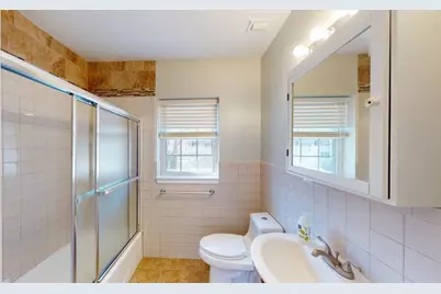 137 Lake Shore Rd #4, Boston, MA 02135 - Photo 11