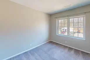 137 Lake Shore Rd, Boston, MA 02135 - Photo 15