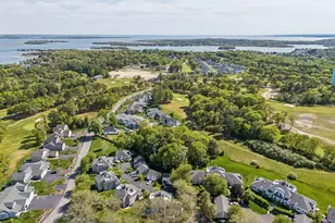 8 Oakmont Dr, Wareham, MA 02532 - Photo 3