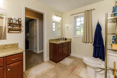 145 Malburn Street, Leominster, MA 01453 - Photo 9
