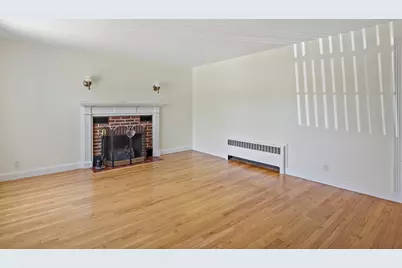 238 Lake St, Bellingham, MA 02019 - Photo 13