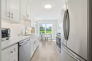 27 Country Hill Rd, Holden, MA 01522 - Photo 5