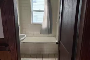 49 Catharine St, Worcester, MA 01605 - Photo 9