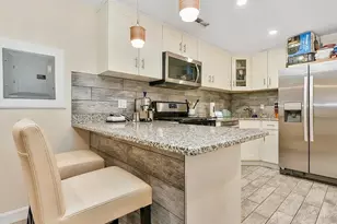 18 Juniper St, Brookline, MA 02445 - Photo 5