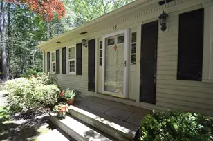18 Bennett Rd, Rochester, MA 02770 - Photo 3