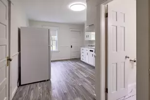 304 South St, Auburn, MA 01501 - Photo 21