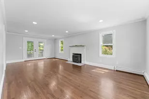 5 Tuckoosa Cir, Bridgewater, MA 02324 - Photo 9