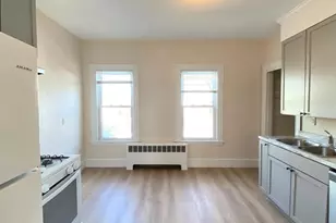 18-20 N High St, Melrose, MA 02176 - Photo 5