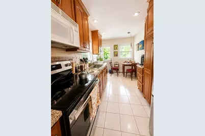 17 Retrop Rd, Natick, MA 01760 - Photo 7