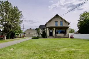 597 Chapin St, Ludlow, MA 01056 - Photo 3