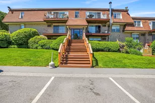 26 Williamsburg Ct, Shrewsbury, MA 01545 - Photo 1