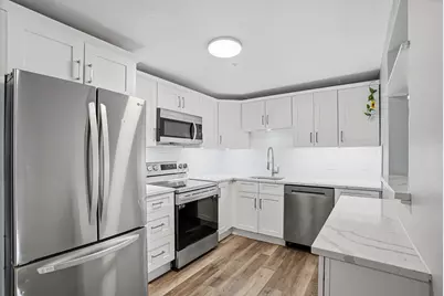26 Williamsburg Ct #12, Shrewsbury, MA 01545 - Photo 3