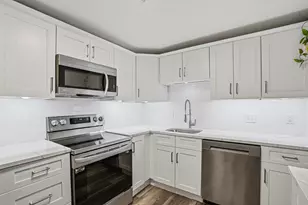 26 Williamsburg Ct, Shrewsbury, MA 01545 - Photo 5