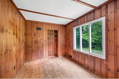 395 Kingsbury Ave, Haverhill, MA 01835 - Photo 9