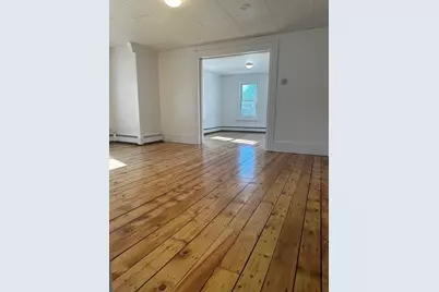 35 Cambridge St, Middleborough, MA 02346 - Photo 3