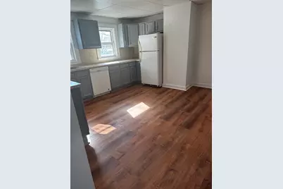 35 Cambridge St, Middleborough, MA 02346 - Photo 7