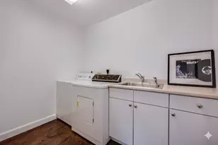 439 Dedham St, Newton, MA 02459 - Photo 23