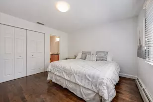 439 Dedham St, Newton, MA 02459 - Photo 21
