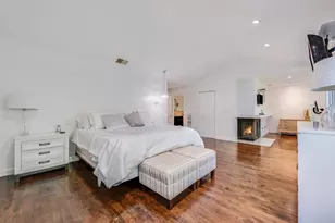 439 Dedham St, Newton, MA 02459 - Photo 17