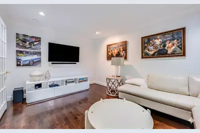 439 Dedham St #C, Newton, MA 02459 - Photo 11