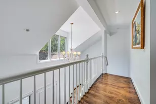 439 Dedham St, Newton, MA 02459 - Photo 15