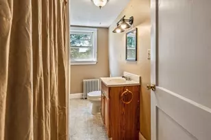 89 Elm St, Blackstone, MA 01504 - Photo 25