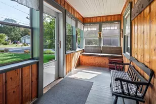 89 Elm St, Blackstone, MA 01504 - Photo 5