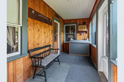89 Elm St, Blackstone, MA 01504 - Photo 7