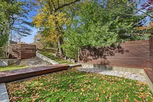 24 Sigourney St, Boston, MA 02130 - Photo 35