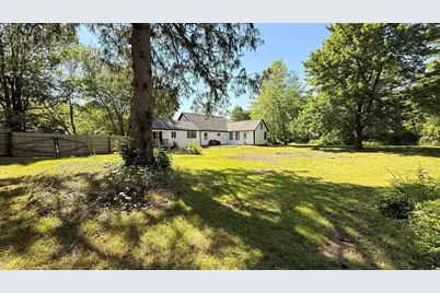 36 Spruce, Middleboro, MA 02344 - Photo 3