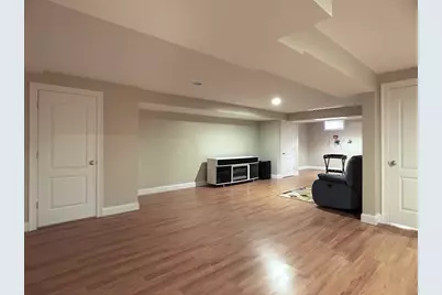 10 Larch Rd #10, Wellesley, MA 02482 - Photo 19