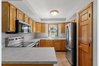 141 Will Thompson Way, Fitchburg, MA 01420 - Photo 9