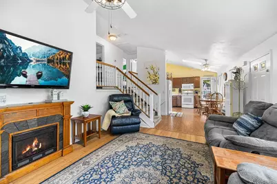 71 Cains Hill Dr, Taunton, MA 02718 - Photo 5